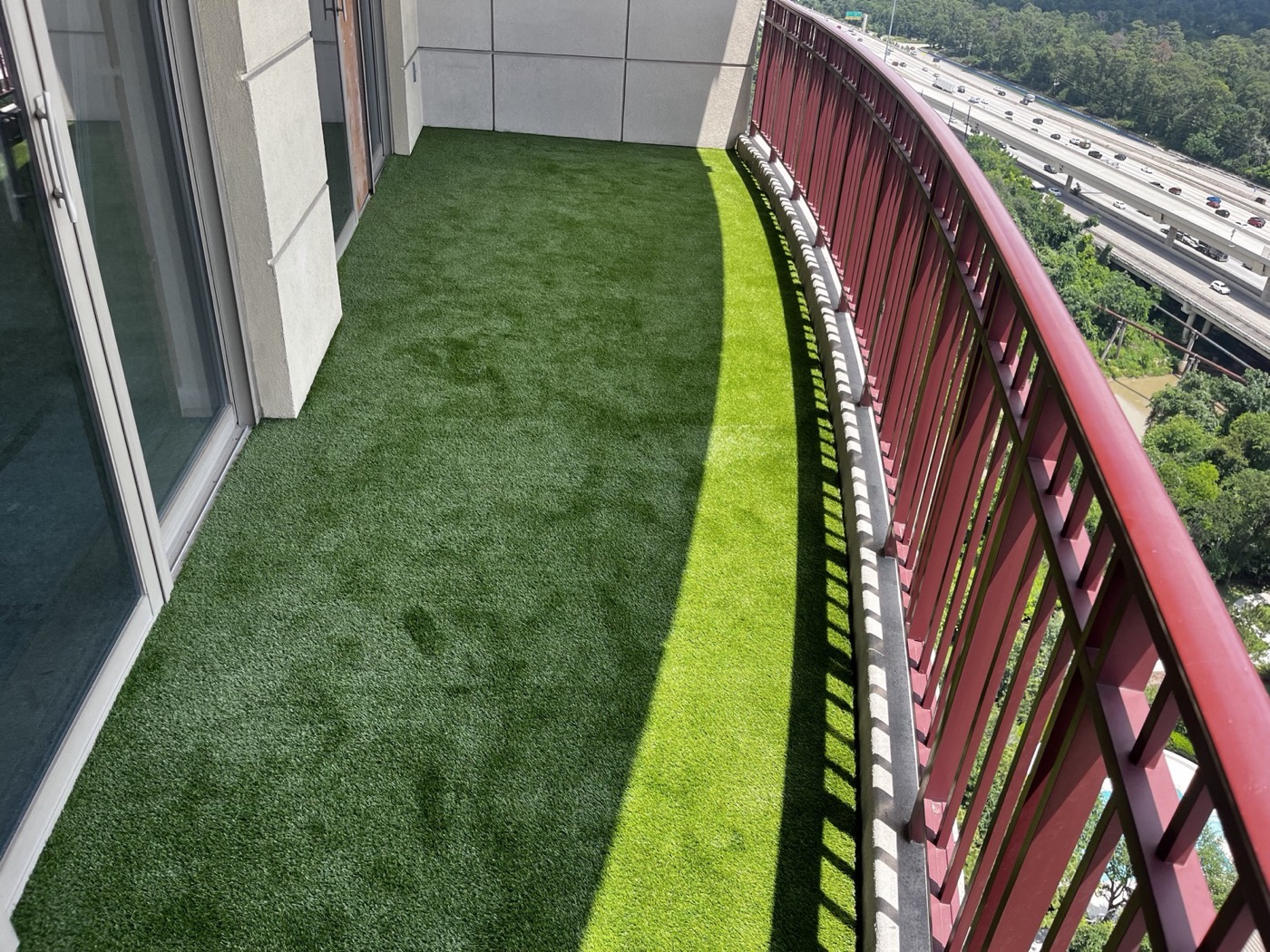 High-rise balcony turf terrace
